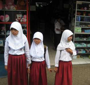 Islam, Sharia und Geschlechterverhältnisse in Indonesien