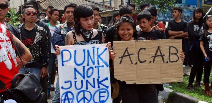Indonesien: Zivilgesellschaft 20 Jahre nach der Militärdiktatur Indonesien: Zivilgesellschaft 20 Jahre nach der Militärdiktatur