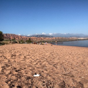 Am Ufer des Issyk-Kul